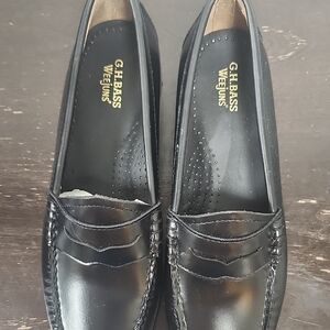 G.H. Bass & Co. WoMen's Classic Black Slip-Ons